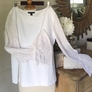 Banana Republic long lace tie sleeve blouse
